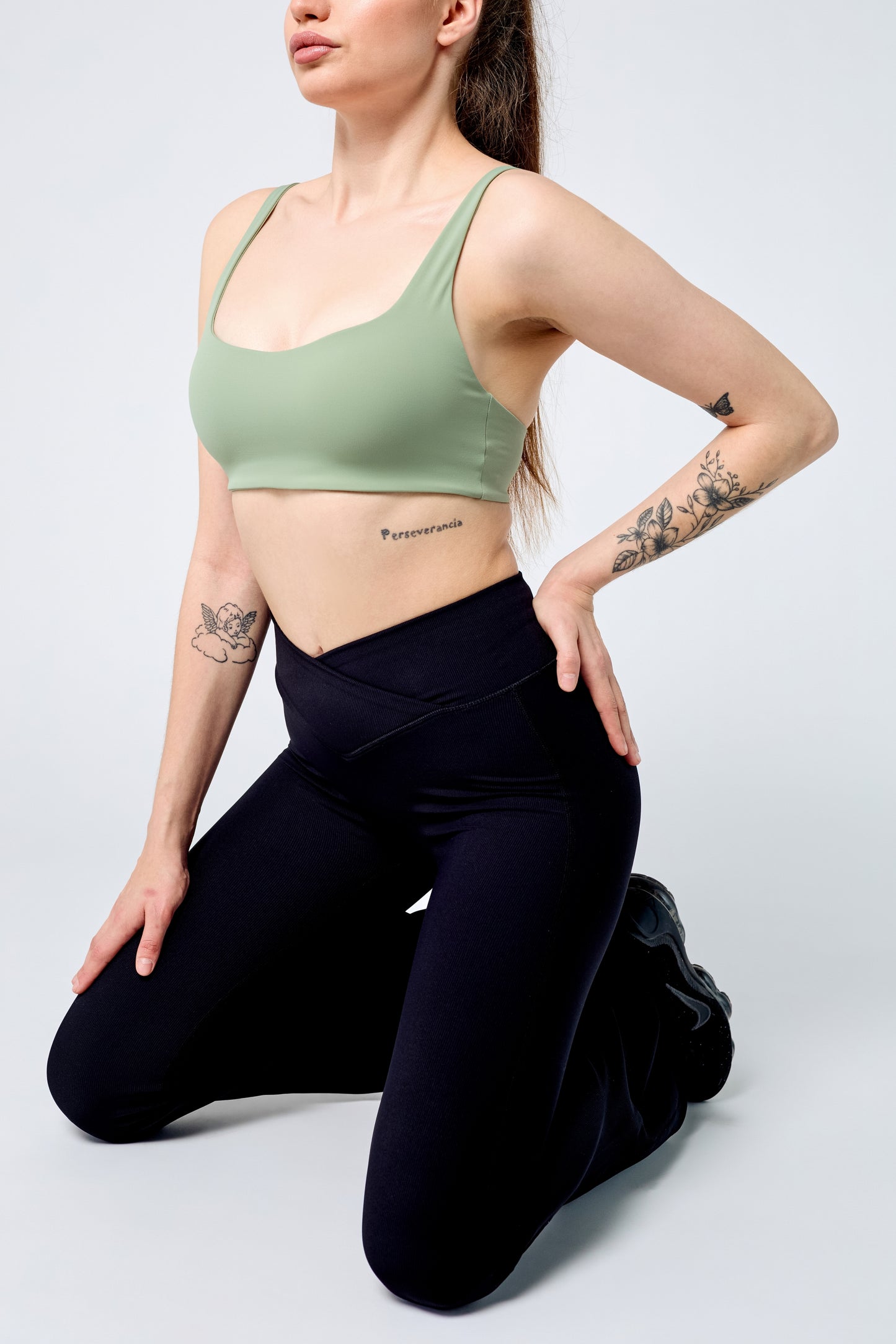 ICONIC Flow Wide-Leg Leggings - Black